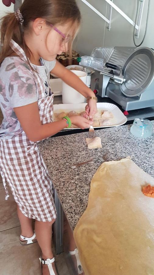 Fattoria Dei Cavalieri Lägenhet Sovana Exteriör bild
