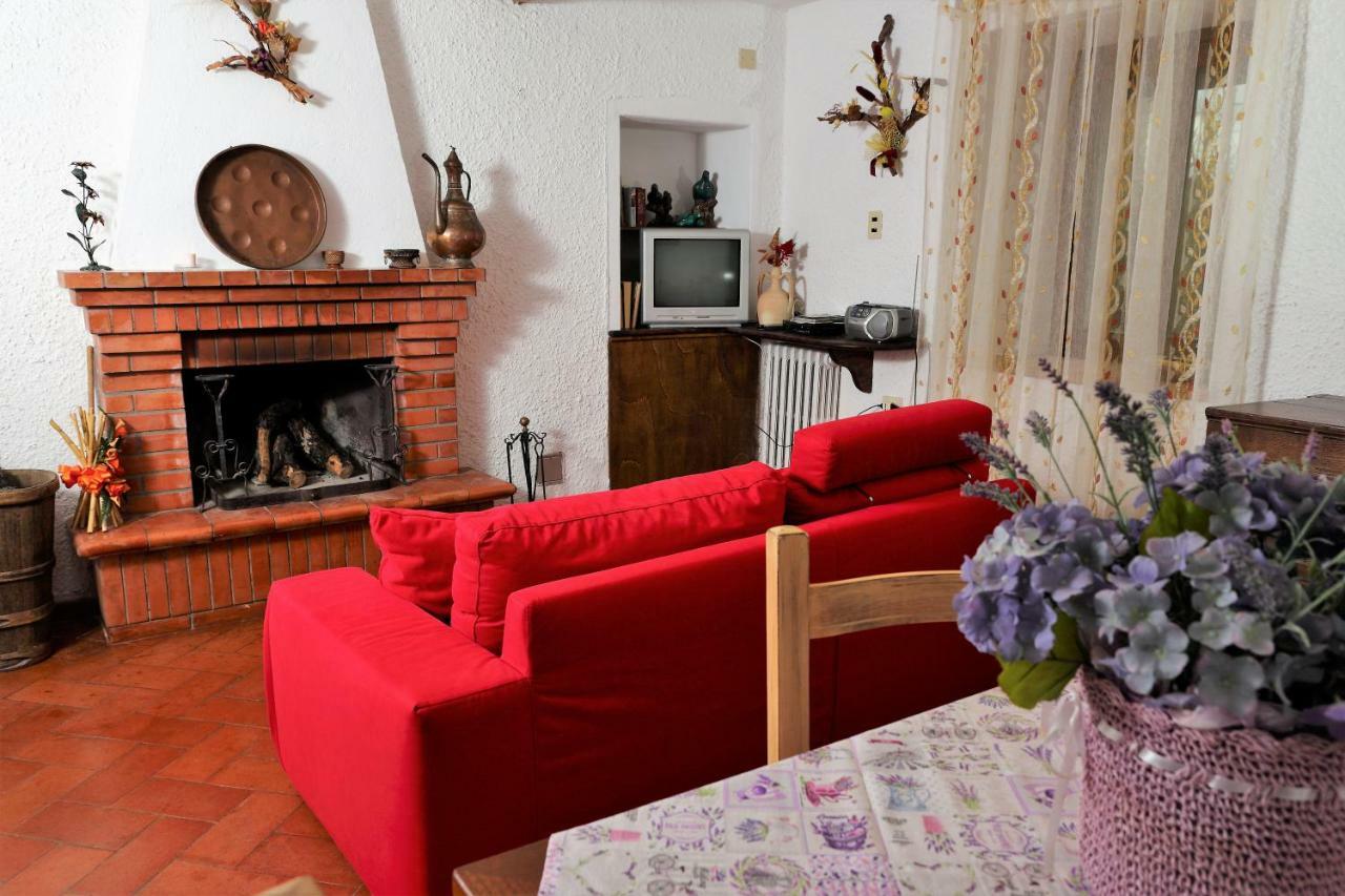 Fattoria Dei Cavalieri Lägenhet Sovana Exteriör bild